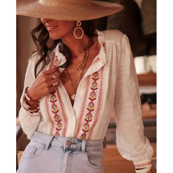 Бяла бродирана риза Бяла бродирана риза