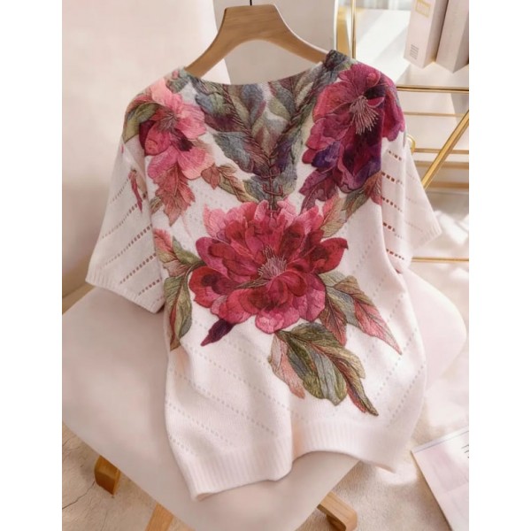 Пролетна блуза с щампа цветя