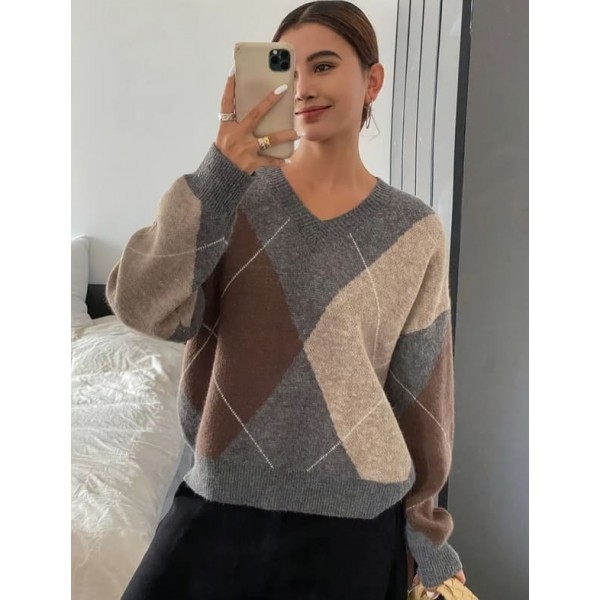 Пуловер с ромбове Пуловер с ромбове