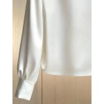 Сатенена бяла блуза с перли 