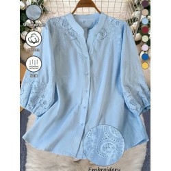 Синя бродирана риза