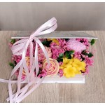 Букет за Първи учебен ден в книга