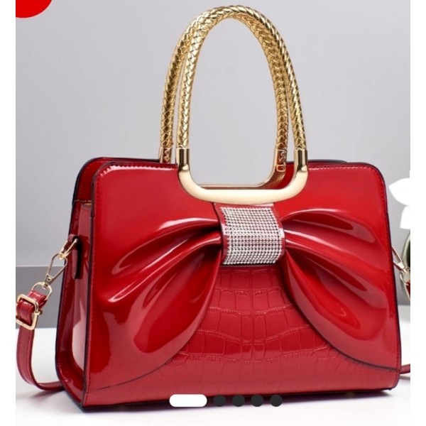 Лачена чанта Max Red Лачена чанта Max Red