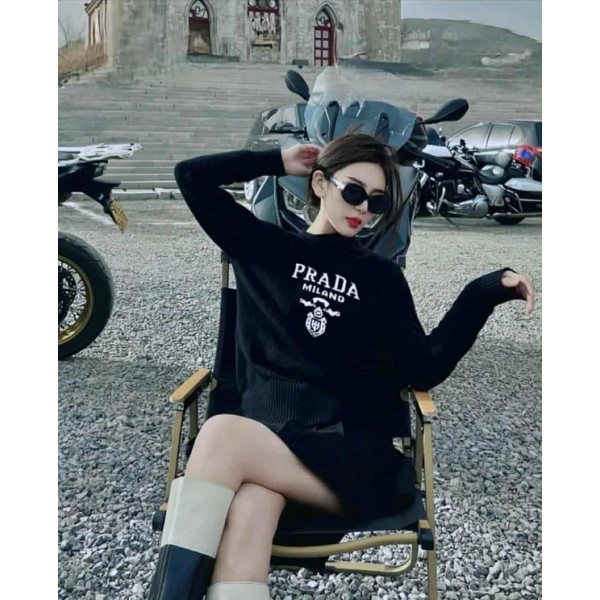 Черен памучен пуловер PRADA Черен памучен пуловер PRADA