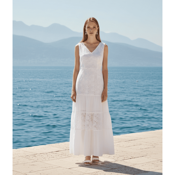 Дълга бяла лятна рокля