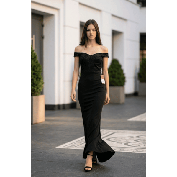 Официална рокля с отворени рамене