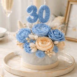 Букет от восъчни цветя в кутия