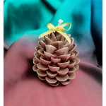 Коледна свещ Шишарка Коледна свещ Шишарка