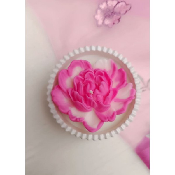 Соева свещ цвете Соева свещ цвете