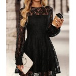 Дантелена черна рокля Дантелена черна рокля