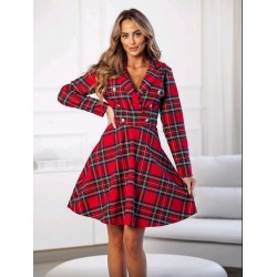 Карирана рокля