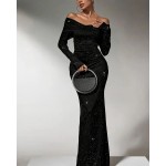 Вечерна рокля с отворени рамене