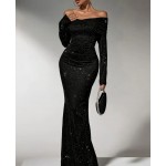 Вечерна рокля с отворени рамене