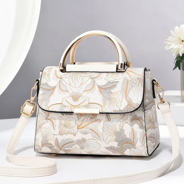 Дамска малка чанта Peony White