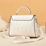 Малка дамска чанта 1272 White