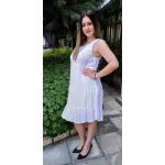 Бяла лятна рокля Бяла лятна рокля