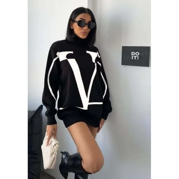 Черно поло-пуловер Valentino Черно поло-пуловер Valentino