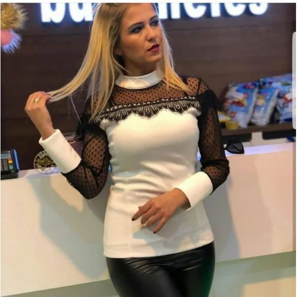 Официална блузка с черна дантела Официална блузка с черна дантела