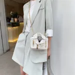 Лачена чантичка Black Jacket