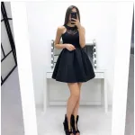 Къса официална рокля с дантела Къса официална рокля с дантела