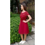 Дантелена рокля с колан от тюл